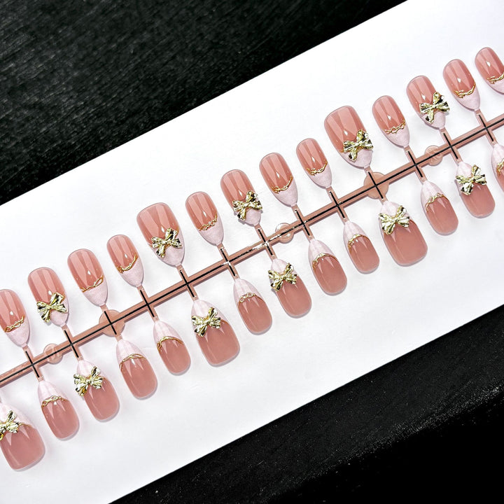 Elegant Polka Dot and Lace Press-On Nail Set