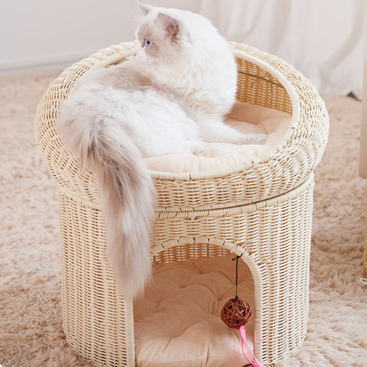 Cozy cat basket with play ball Stornfield