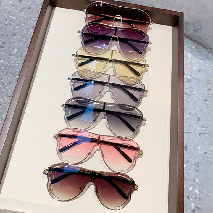 Women's sunglasses in modern shield design Stornfield