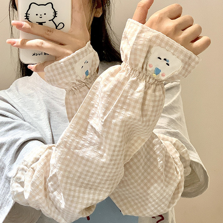 Arm cuffs with sweet dog appliqué design Stornfield