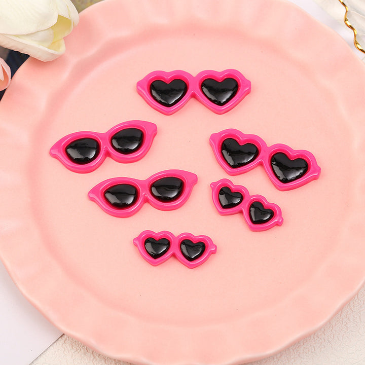 Decorative Heart-Shaped Sunglasses Clips Stornfield