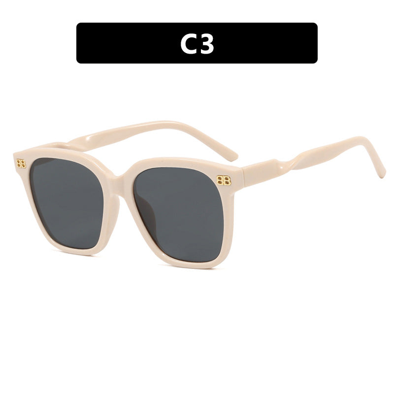 Women square sunglasses with elegant frame structure and UV protection Stornfield
