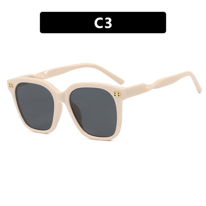 Women square sunglasses with elegant frame structure and UV protection Stornfield