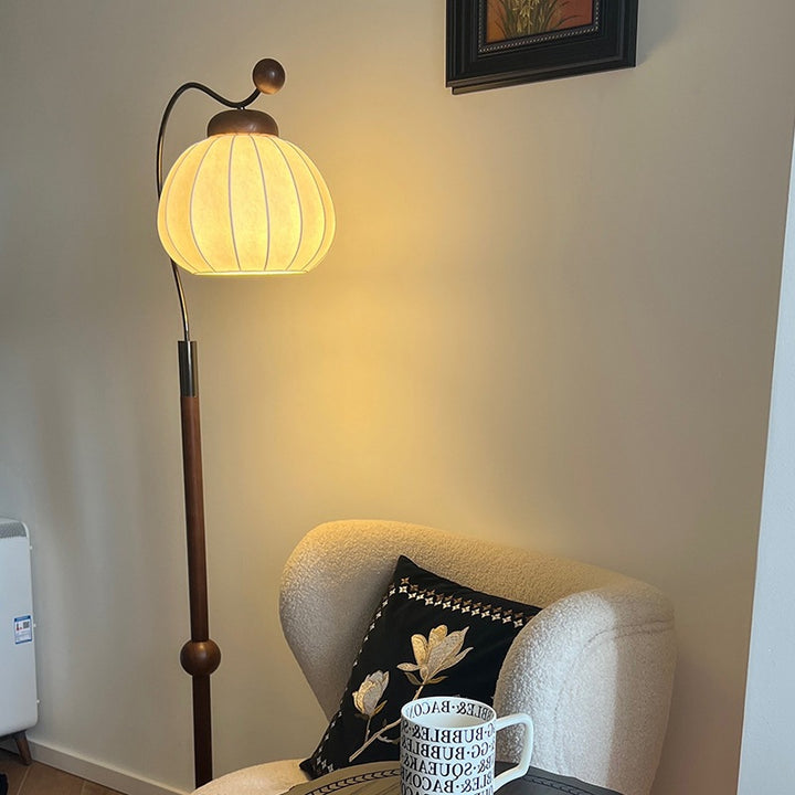 Modern Curved Floor Lamp with Adjustable Shade