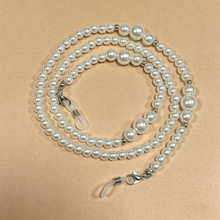 Elegant Pearl Eyewear Chain Stornfield