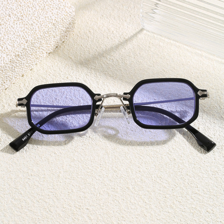 Fashionable Oversized Sunglasses in Modern Design Stornfield