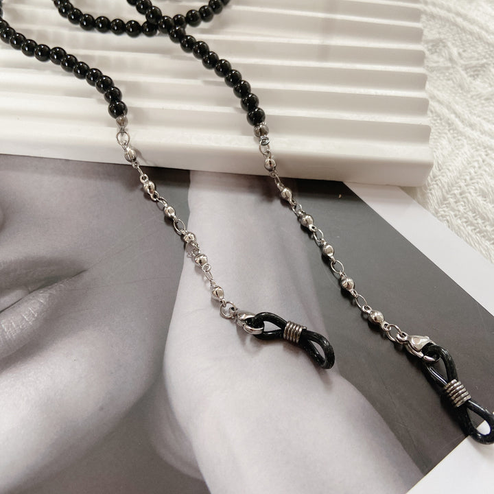 Fashionable glasses strap made of pearls Stornfield
