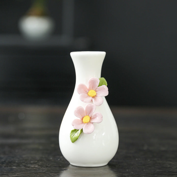 Elegant Floral Themed Ceramic Vase Stornfeild