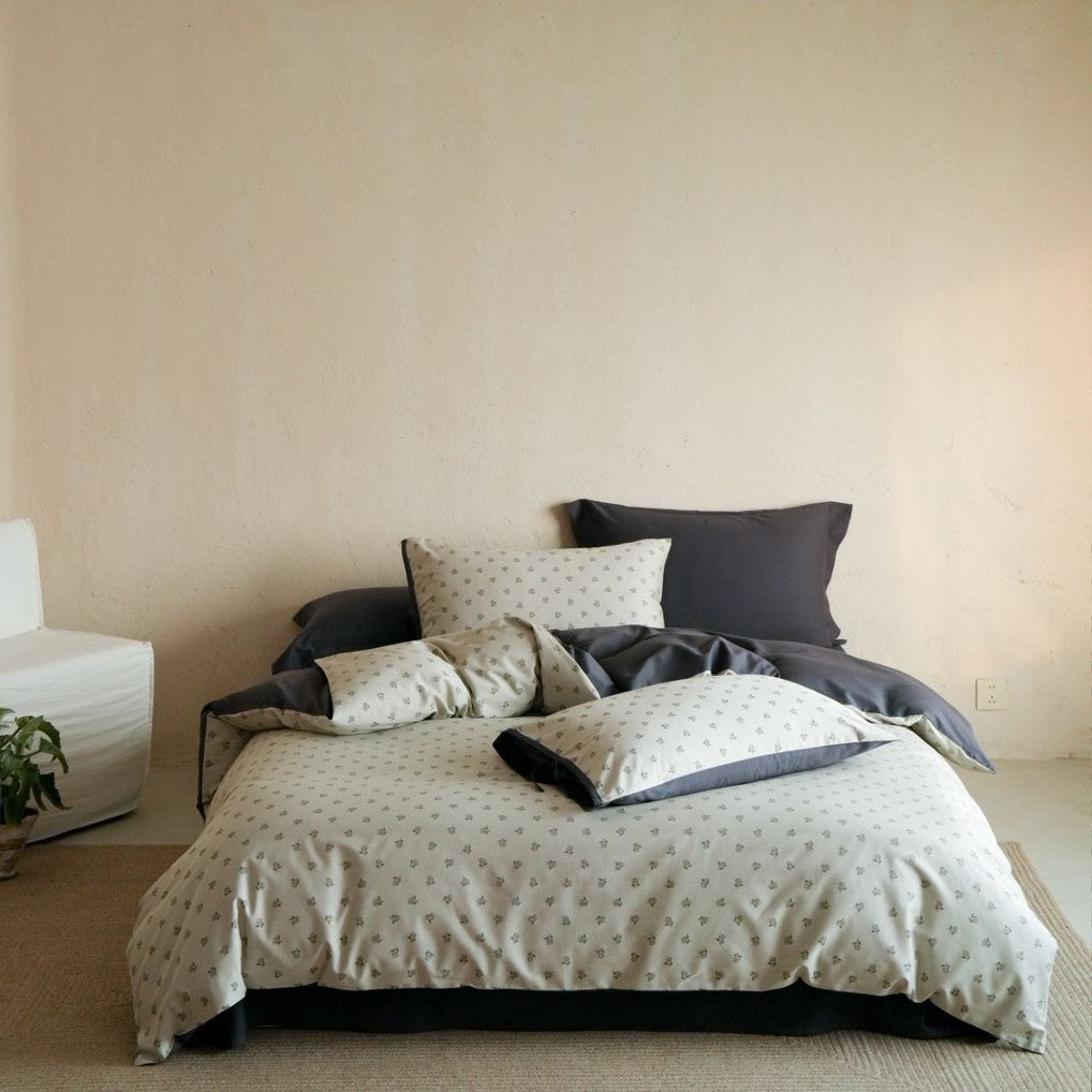 Luxury Cotton-Sateen Duvet Cover Set with Subtle Tonal Micro-Print & Hidden Closure