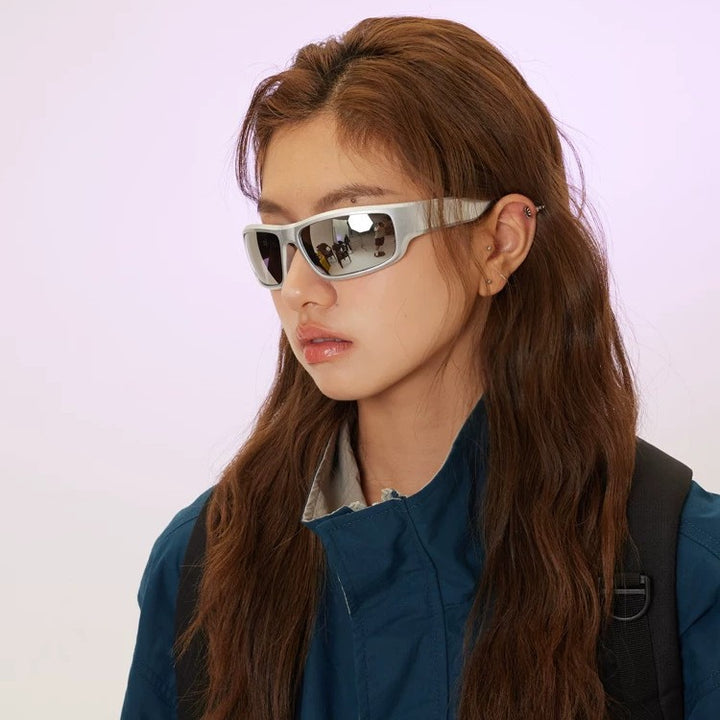 Women's sporty sunglasses with sturdy frame and polarized lenses Stornfield