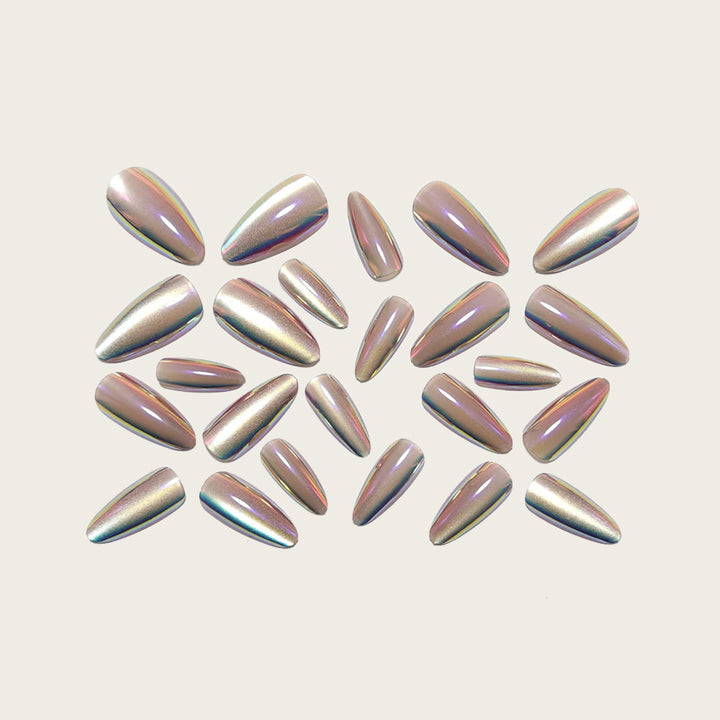 Glamorous Artificial Nails In Elegant Gloss Finish Stornfield