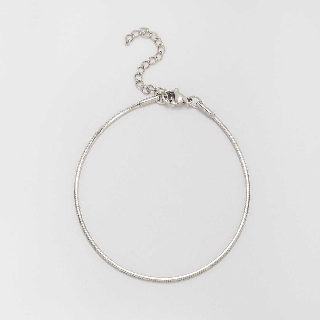 Sleek Adjustable Wire Bracelet Stornfield