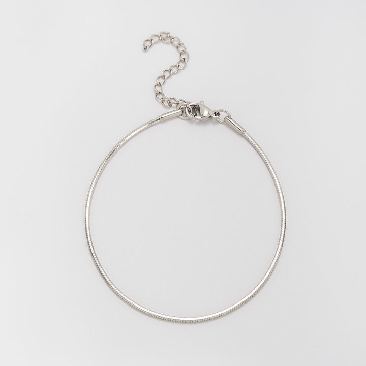 Sleek Adjustable Wire Bracelet Stornfield