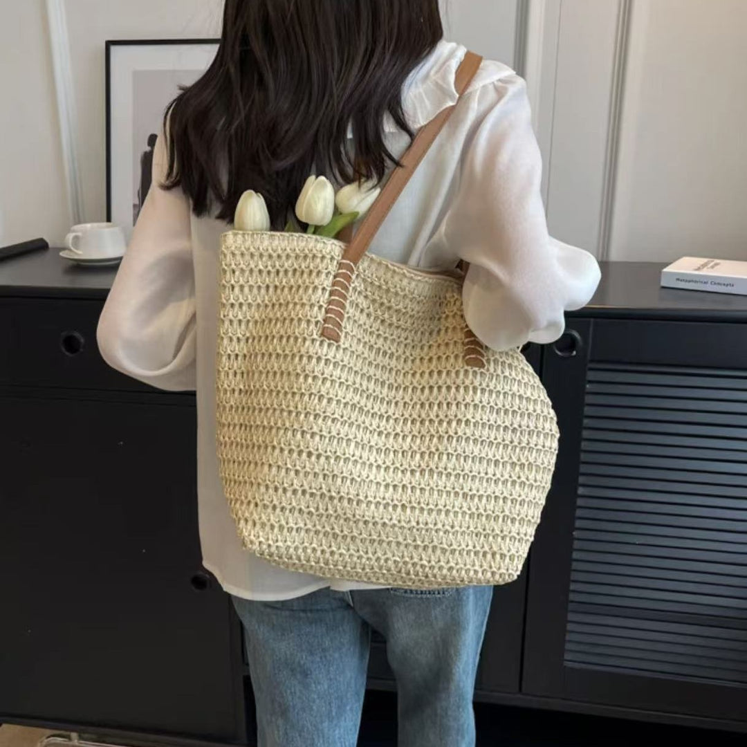Handbag Made of Woven Natural Material with Leather Carrying Handles Stornfield