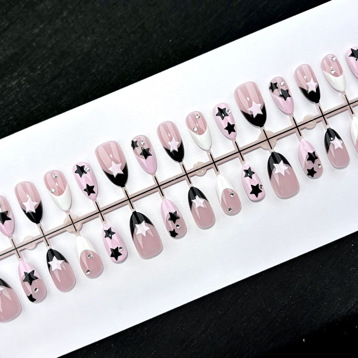 Elegant Polka Dot and Lace Press-On Nail Set