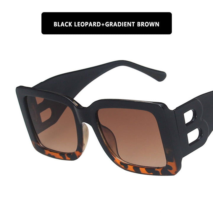 Ladies fashionable sunglasses in trendy leopard design Stornfield