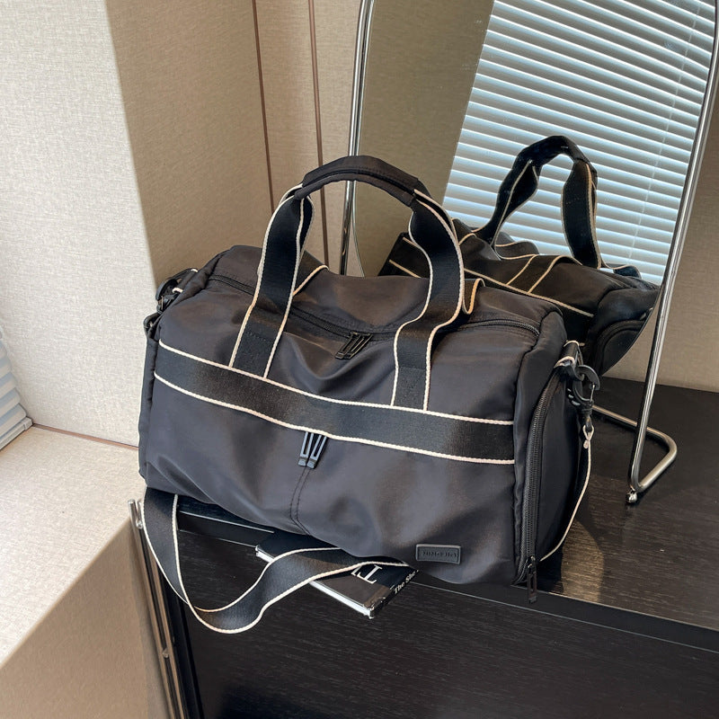 Versatile Weekend Getaway Duffel Bag