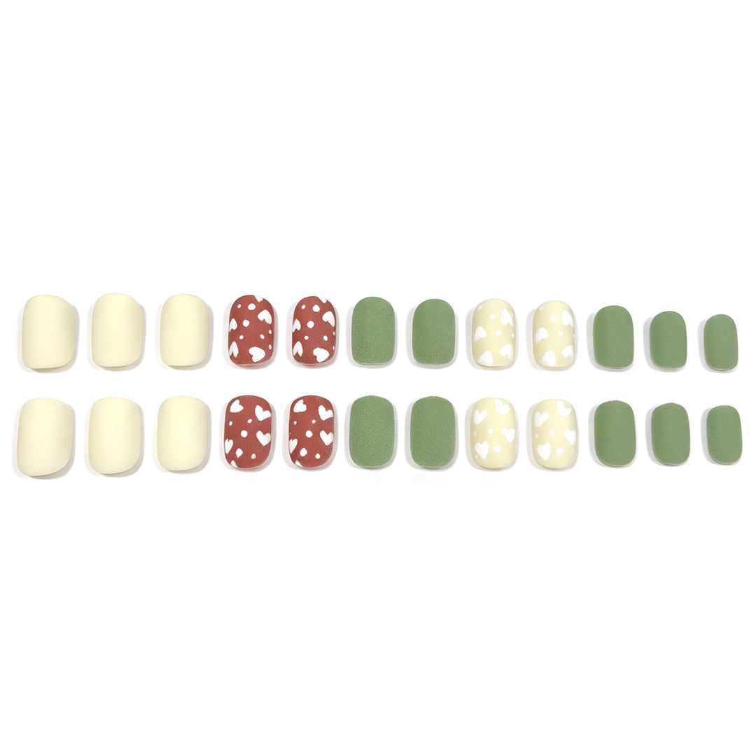 Artistic Heart-Embellished Nail Art Set Stornfield