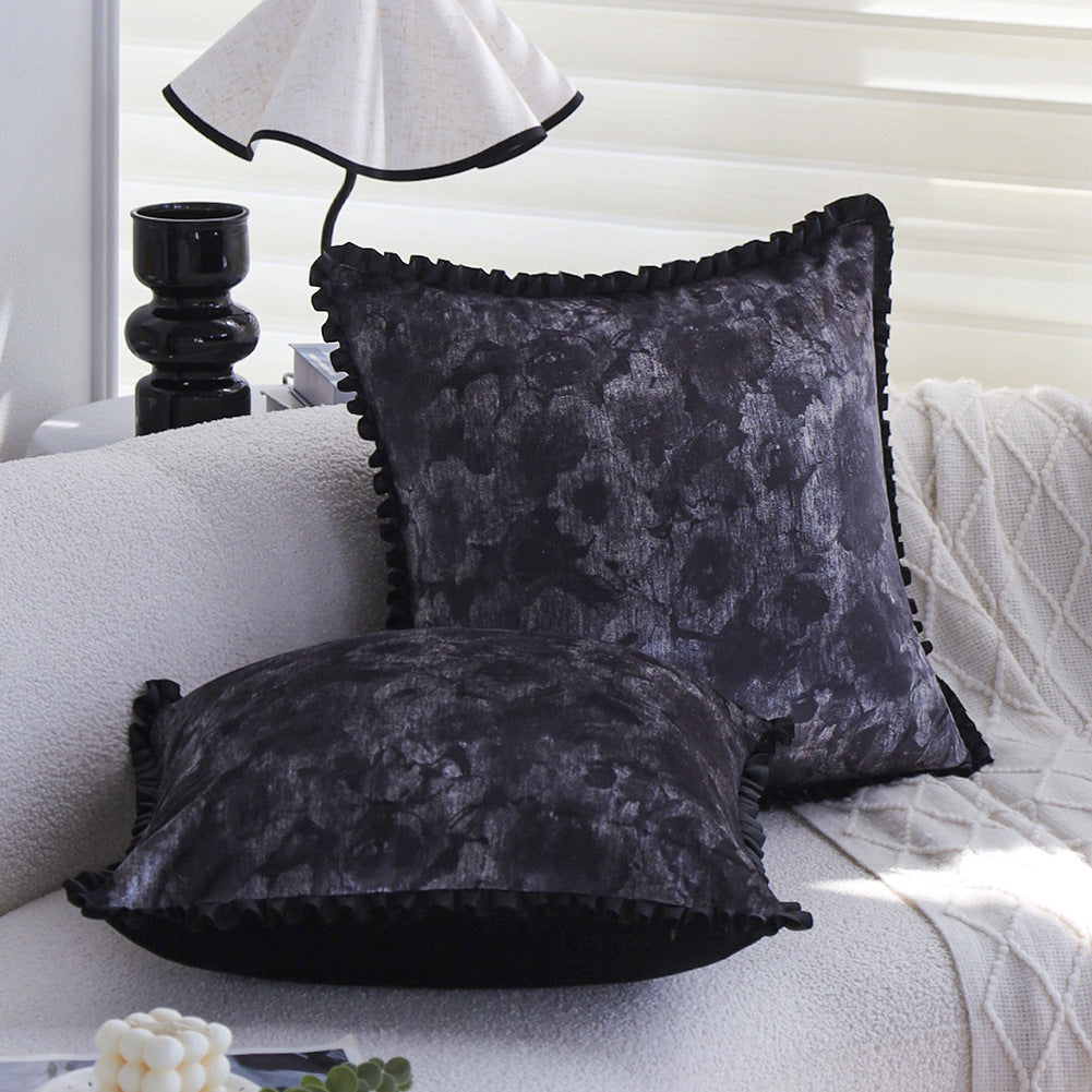 Decorative cushion with fringed border