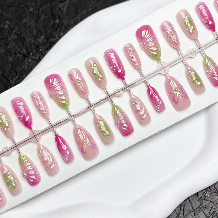 Artistic Nail Art Tips 1790745833