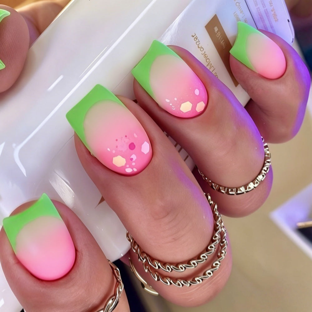 Creative gradient color nails Stornfield
