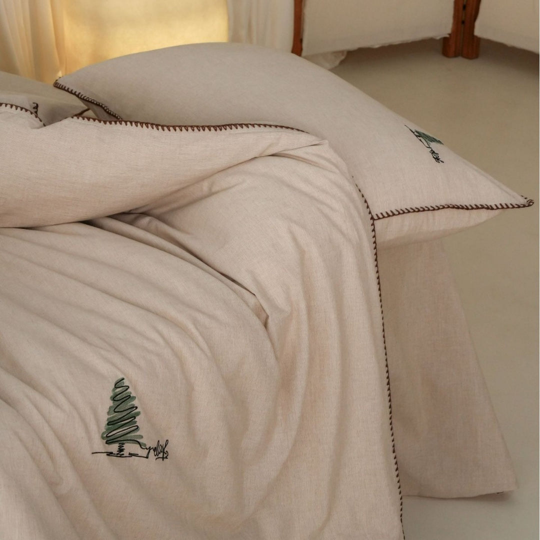 Stonewashed Cotton Duvet Cover Set with Blanket-Stitch Edge and Mini Tree Embroidery