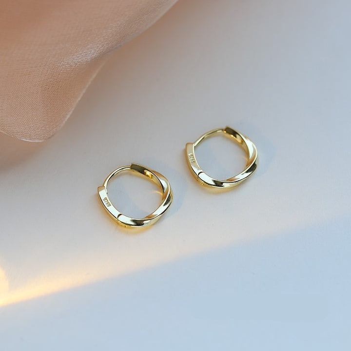 Fashionable and Elegant Hoops Made of High-Quality Metal Stornfield