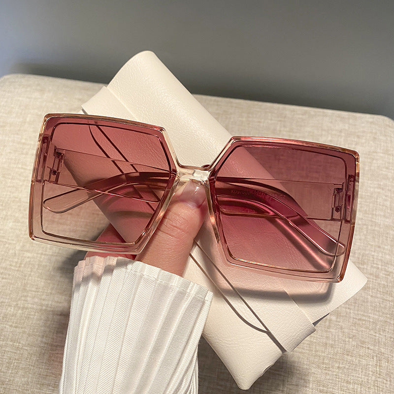 Women's square sunglasses with a sturdy frame and stylish design Stornfield