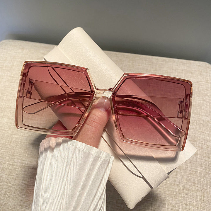 Women's square sunglasses with a sturdy frame and stylish design Stornfield