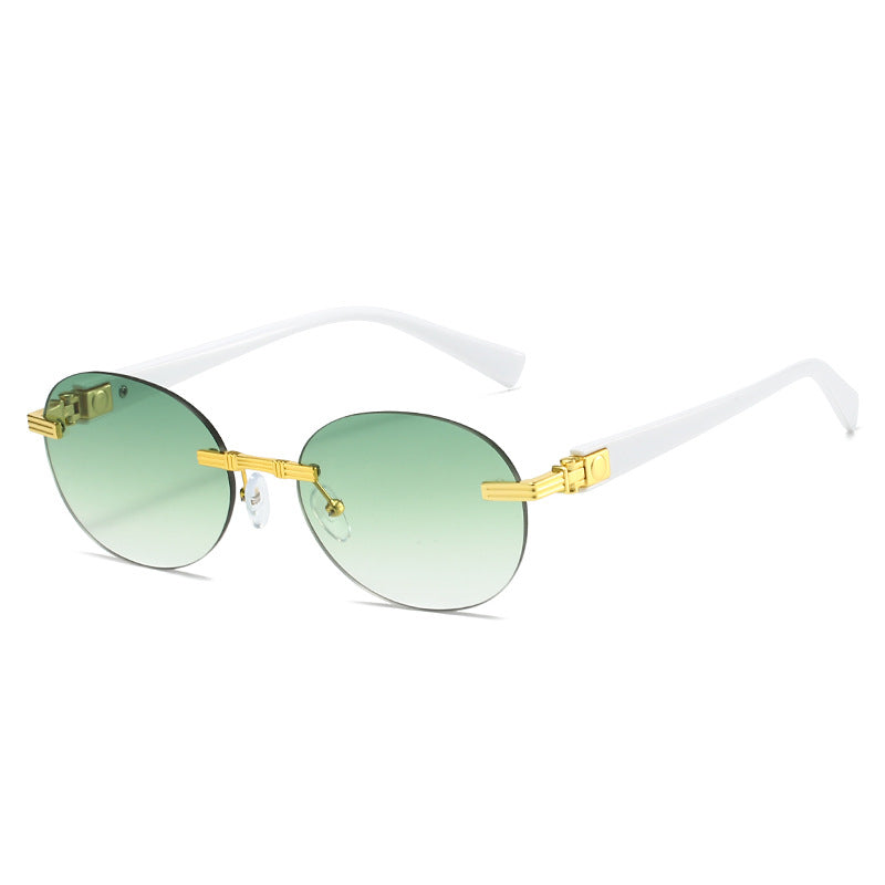 Women's fashionable sunglasses with transparent frame and flexible nose pad Stornfield