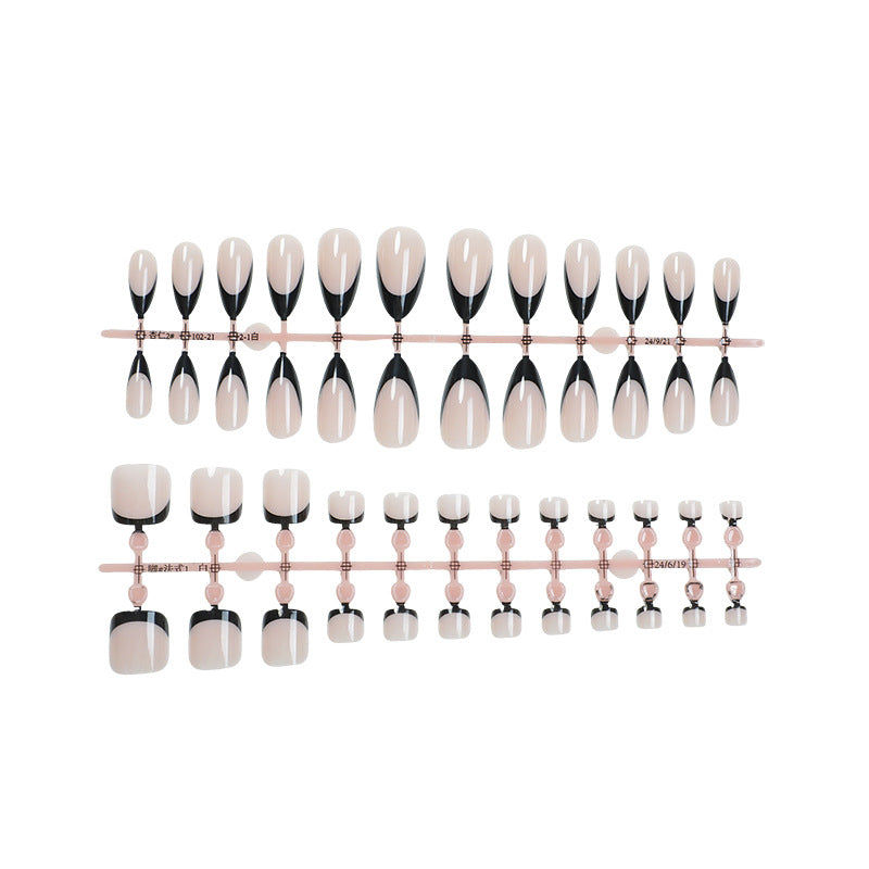 Stylish Press-On Nail Art Set with Elegant Design Stornfield