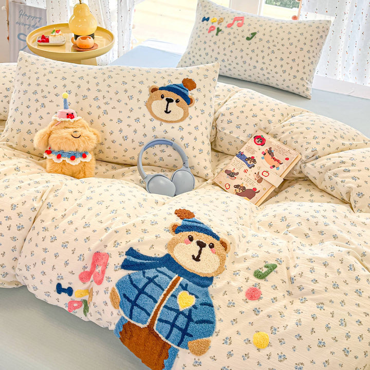 Children's Cartoon Bear-Themed Quilt Set
