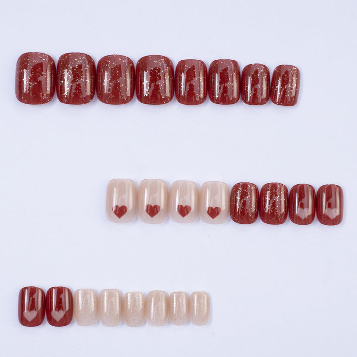 Artificial nails in romantic heart design Stornfield