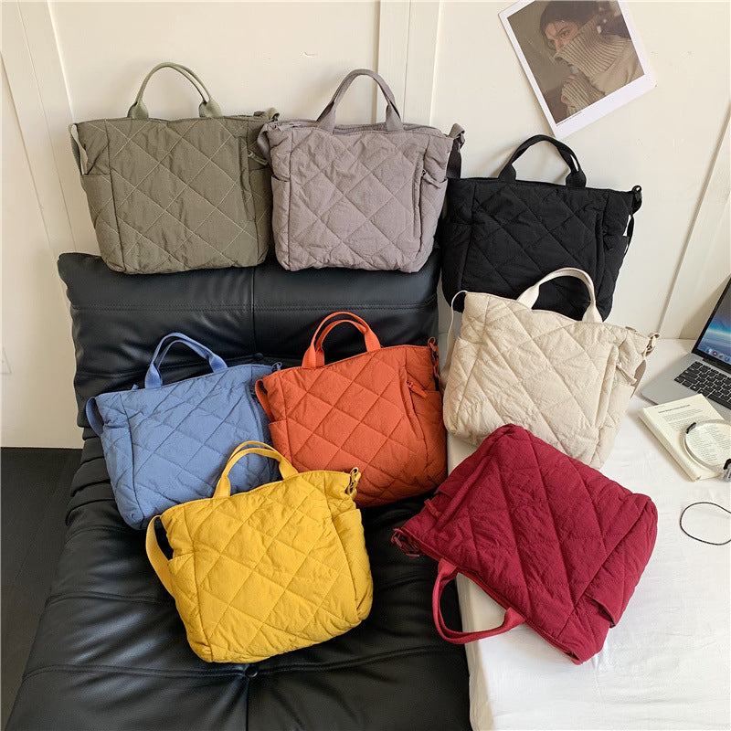 Functional and Cozy Tote Bag Stornfield