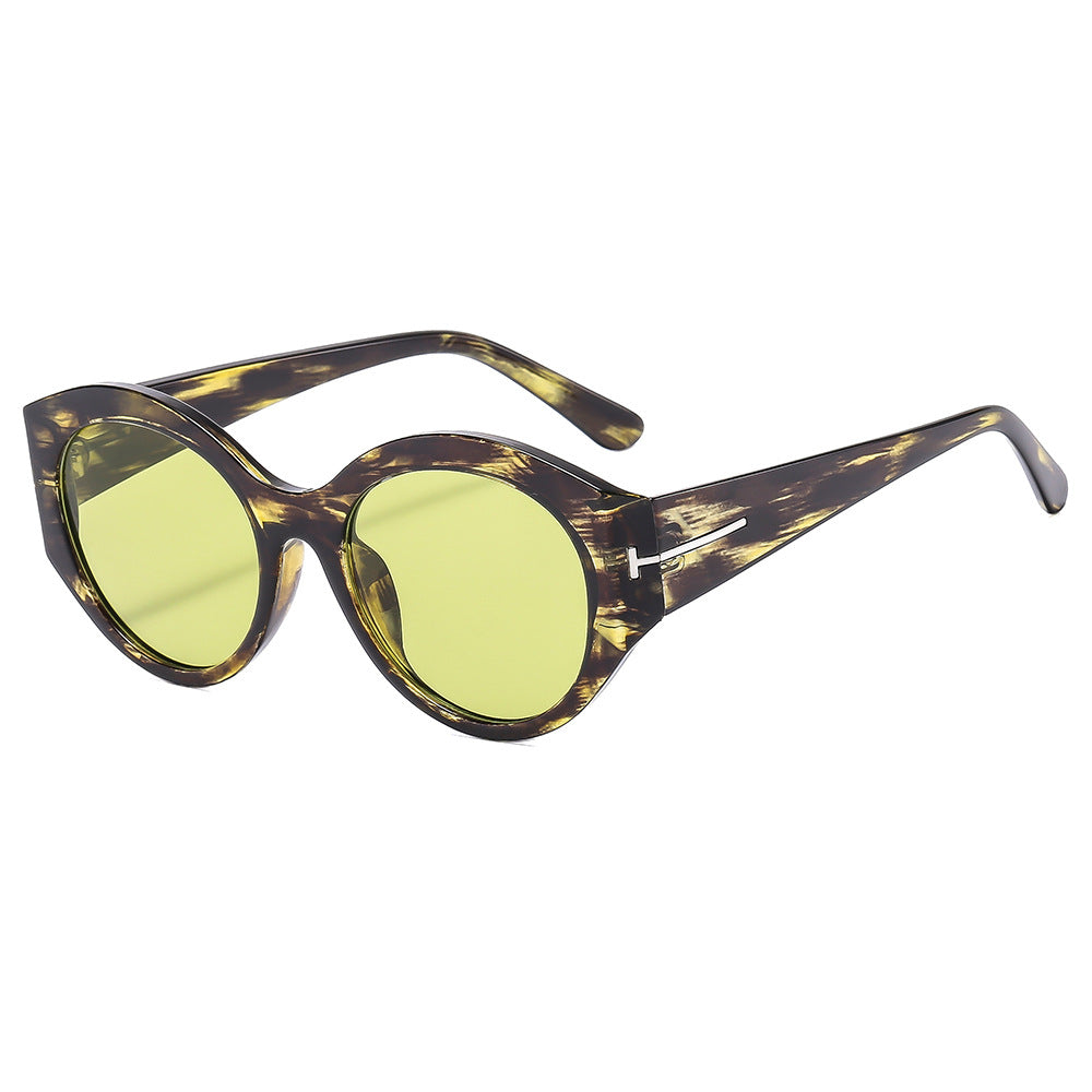 Ladies Cat-Eye Sunglasses with extravagant frame and UV protection Stornfield