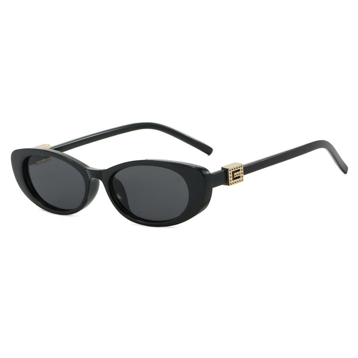Women elegant Cat-Eye sunglasses with fine accents Stornfield