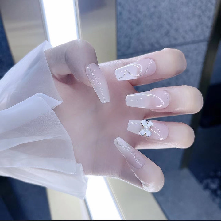 Artistic Press-On Nail Design Stornfield