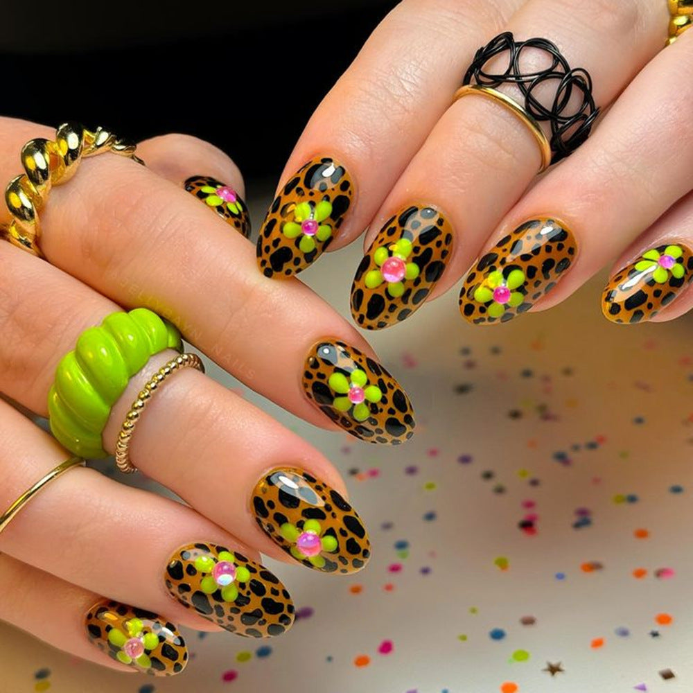 Artificial Nail Decoration In Unique Leopard Pattern Stornfield