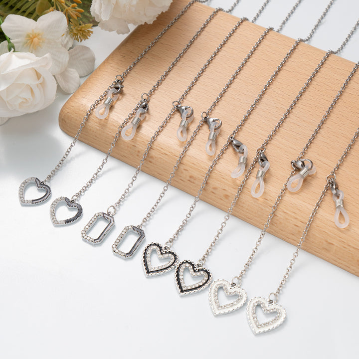 Stylish Chain Eyewear Holder Stornfield