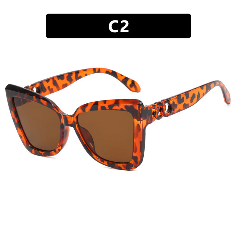 Women's large sunglasses in striking leopard design Stornfield