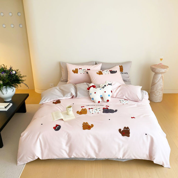 Embroidered Cotton Satin Duvet Cover Set with Cat Appliqué Pillowcases