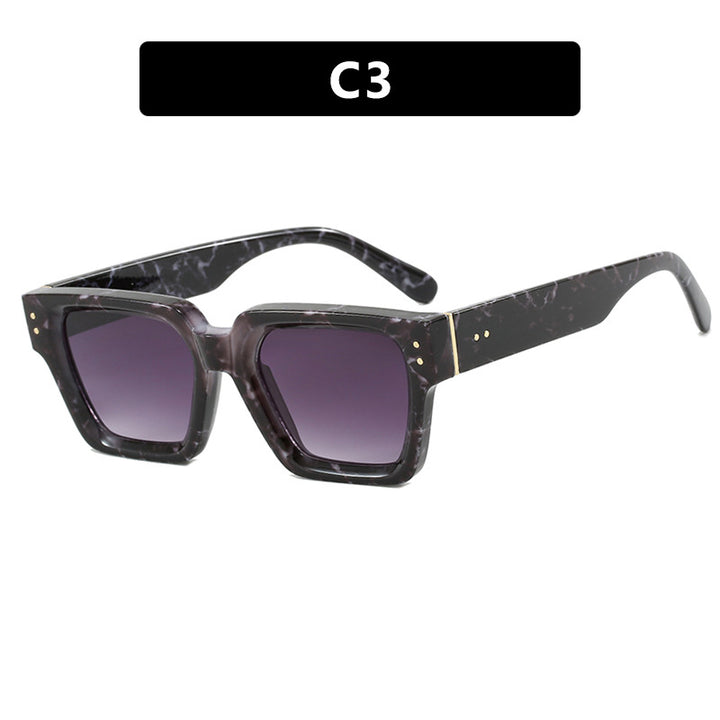 Women's trendy sunglasses in elegant oversized design Stornfield