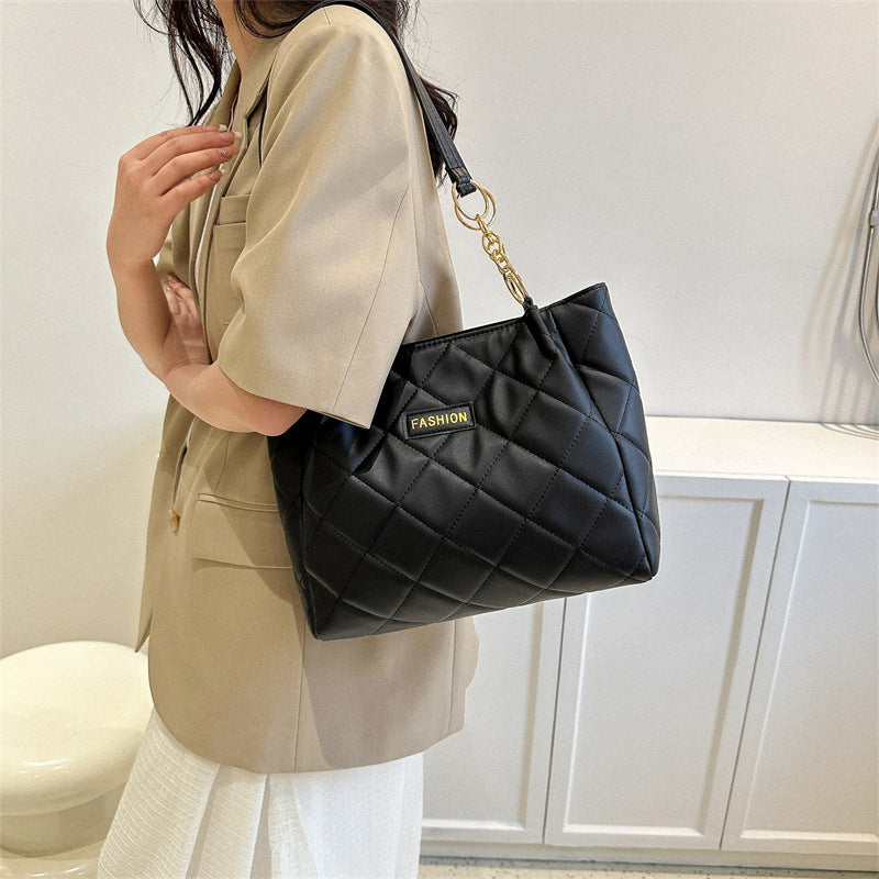Elegant Quilted Tote Bag Stornfield