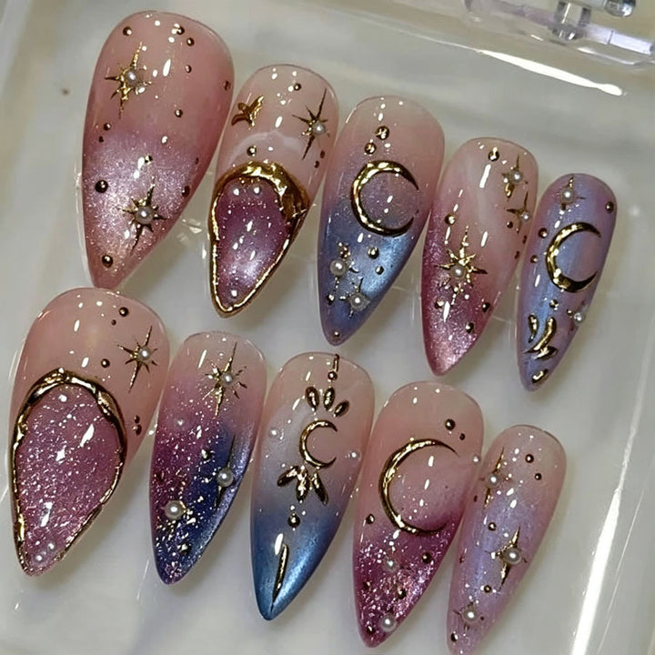 Elegant Press-On Nail Set with Artistic Detailing Stornfield