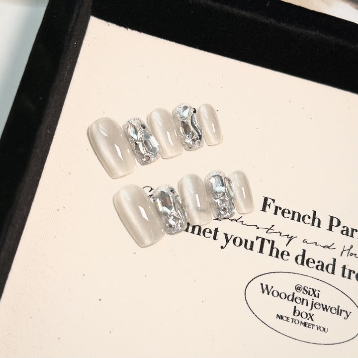 Decorative Crystal-Embellished Press-On Nail Set