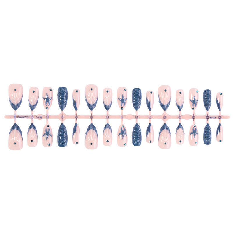 Artificial nail set with elegant 3D designs Stornfield