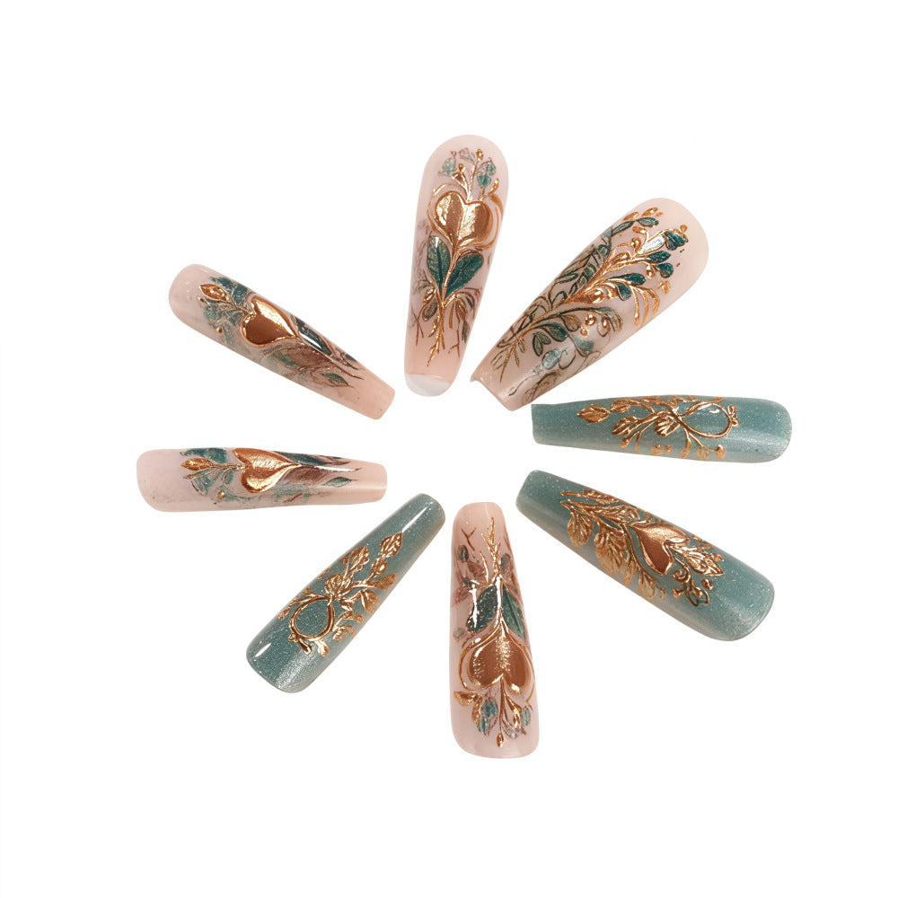 Artificial nails with floral design elements Stornfield