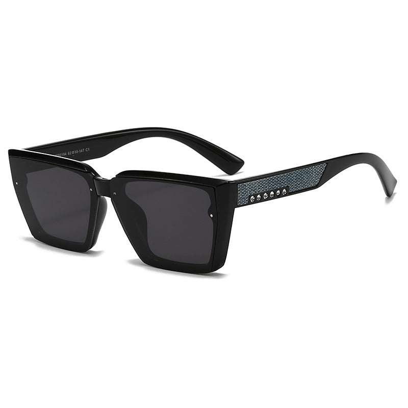 Women's stylish sunglasses with sparkling accents Stornfield