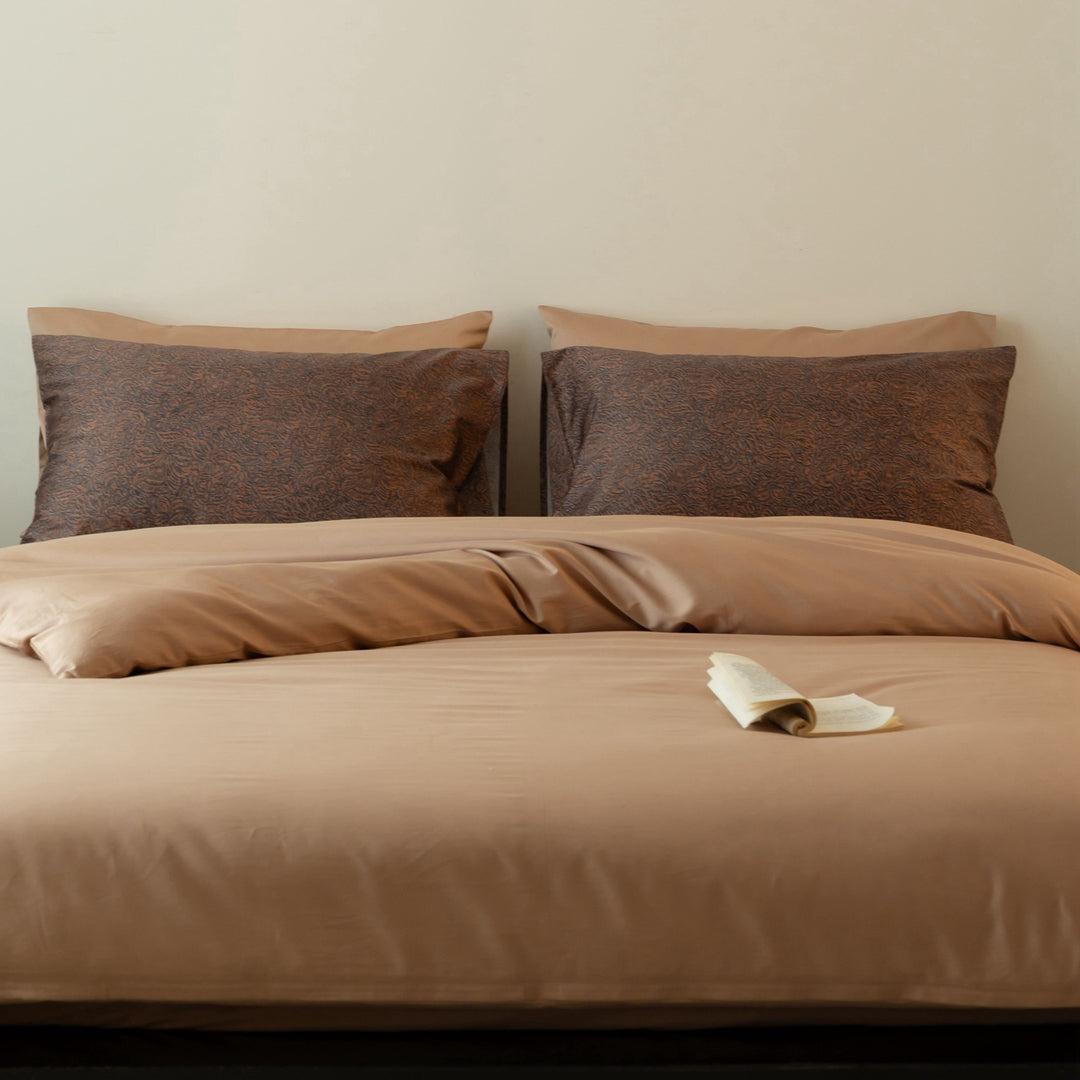 Reversible Cotton-Sateen Duvet Cover Set with Paisley Pillow Shams