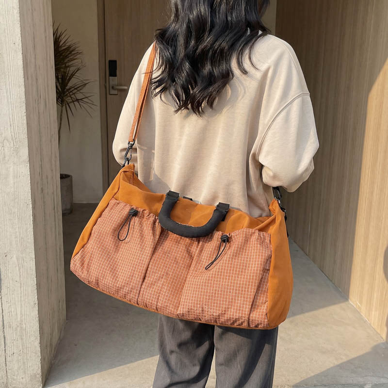 Shopping bag in urban design with versatile compartments Stornfield